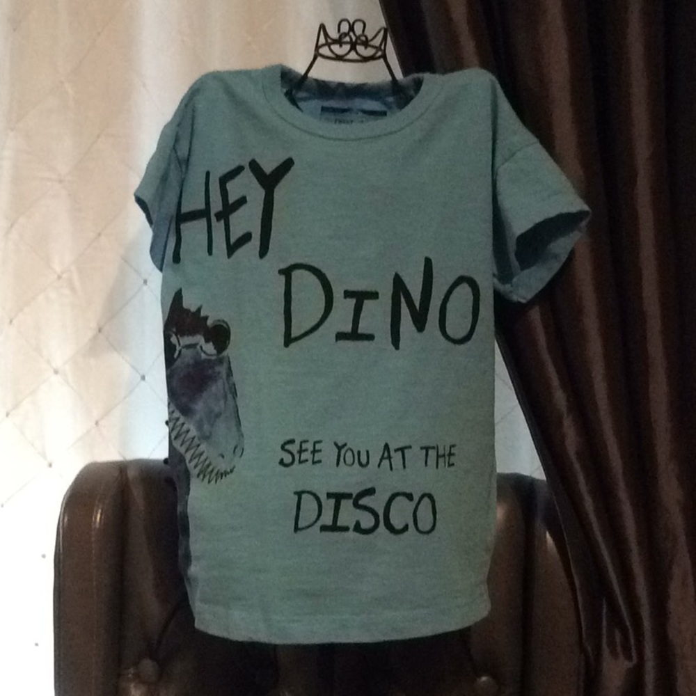 Dino shirt